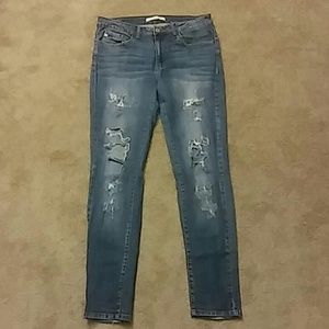 KanCan skinny jeans